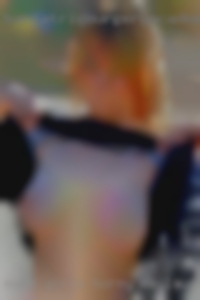 Make girls horny me laugh and have fun from Giddings.